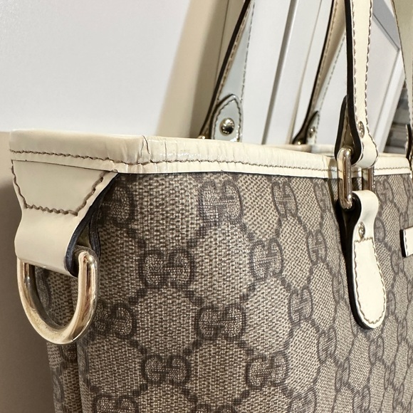 Gucci Monogram Tote Bag - Picture 2 of 8
